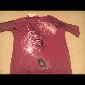 Cold shoulder feather top